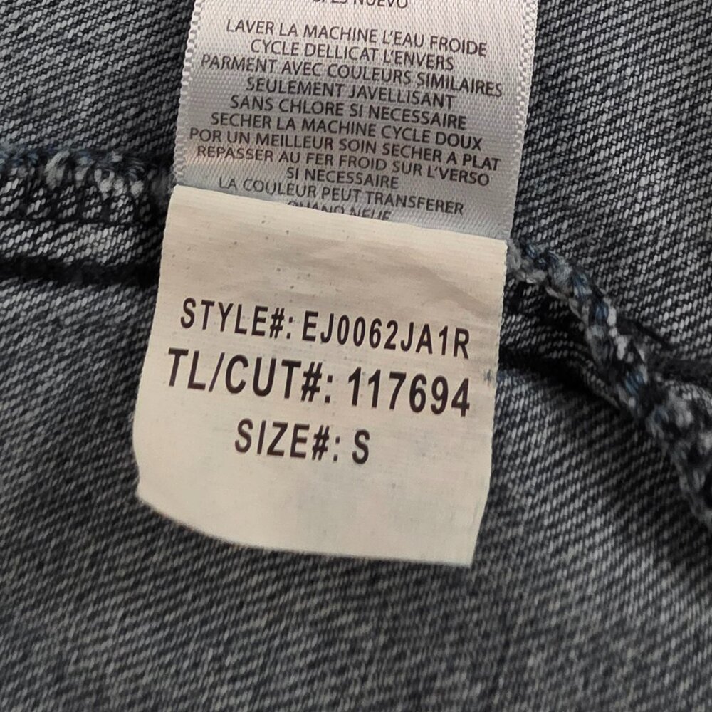 STS Blue women's distressed denim jacket, size Small. - Picture 11 of 13